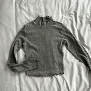 Grey mid turtleneck long sleeve!